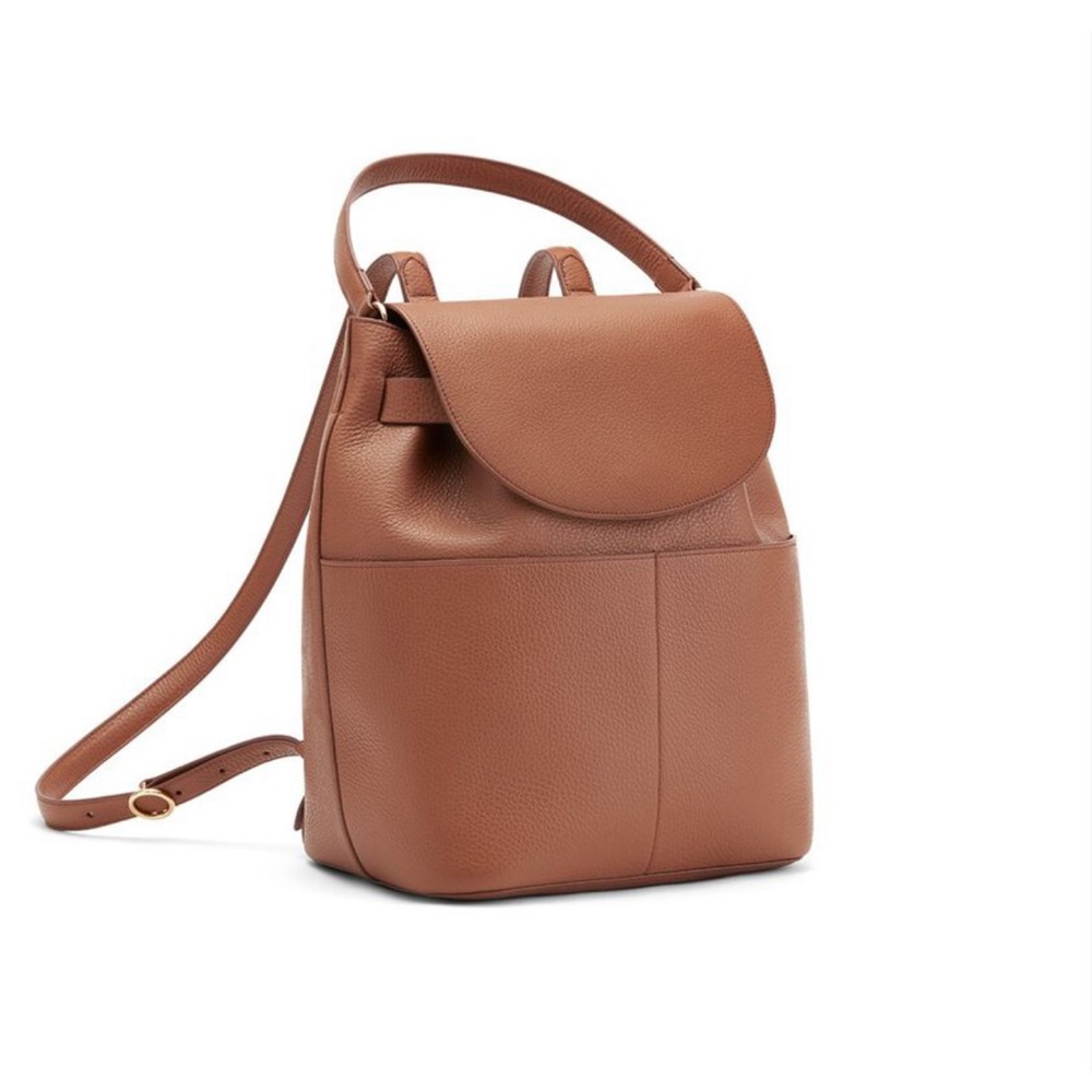 Cuyana Backpack. Caramel pebbled leather